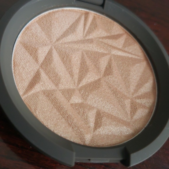 BECCA shimmering skin perfector - Picture 8 of 8